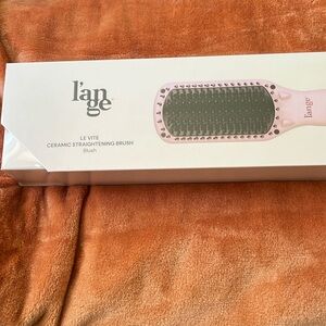L’ange Le Vite Ceramic Straightening Brush